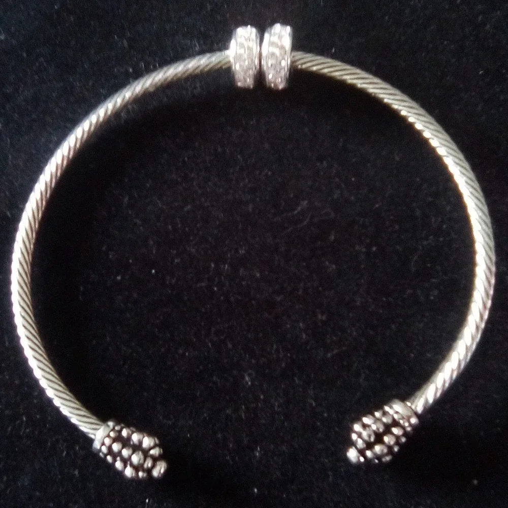 Nine West Silver Tone Crystal Bangle Bracelet Set 3 Piece Stackable Cuff Hinged